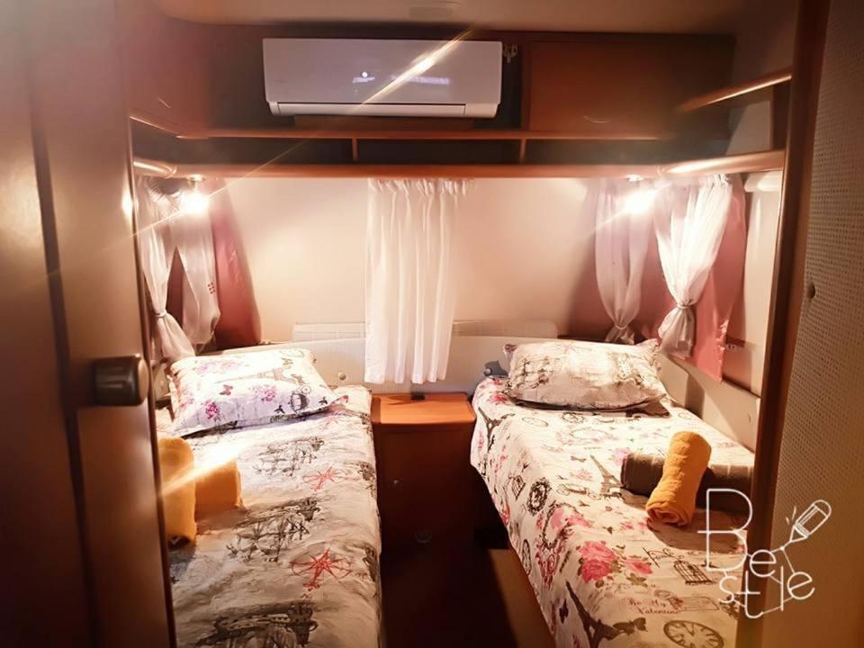 Caravan Rona Skala Kallirakhis Luaran gambar